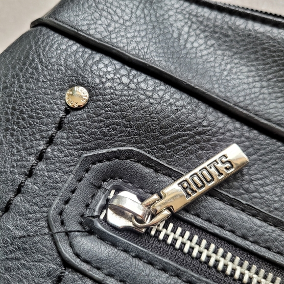 Roots Black Crossbody Bag with Adjustable Strap - Picture 9 of 13